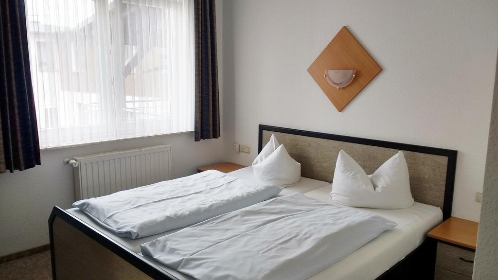 Pension Voss Uckeritz Exteriör bild